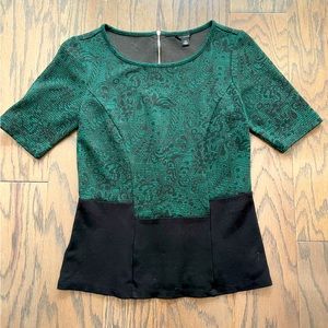 Ann Taylor - XS - Black and green paisley top